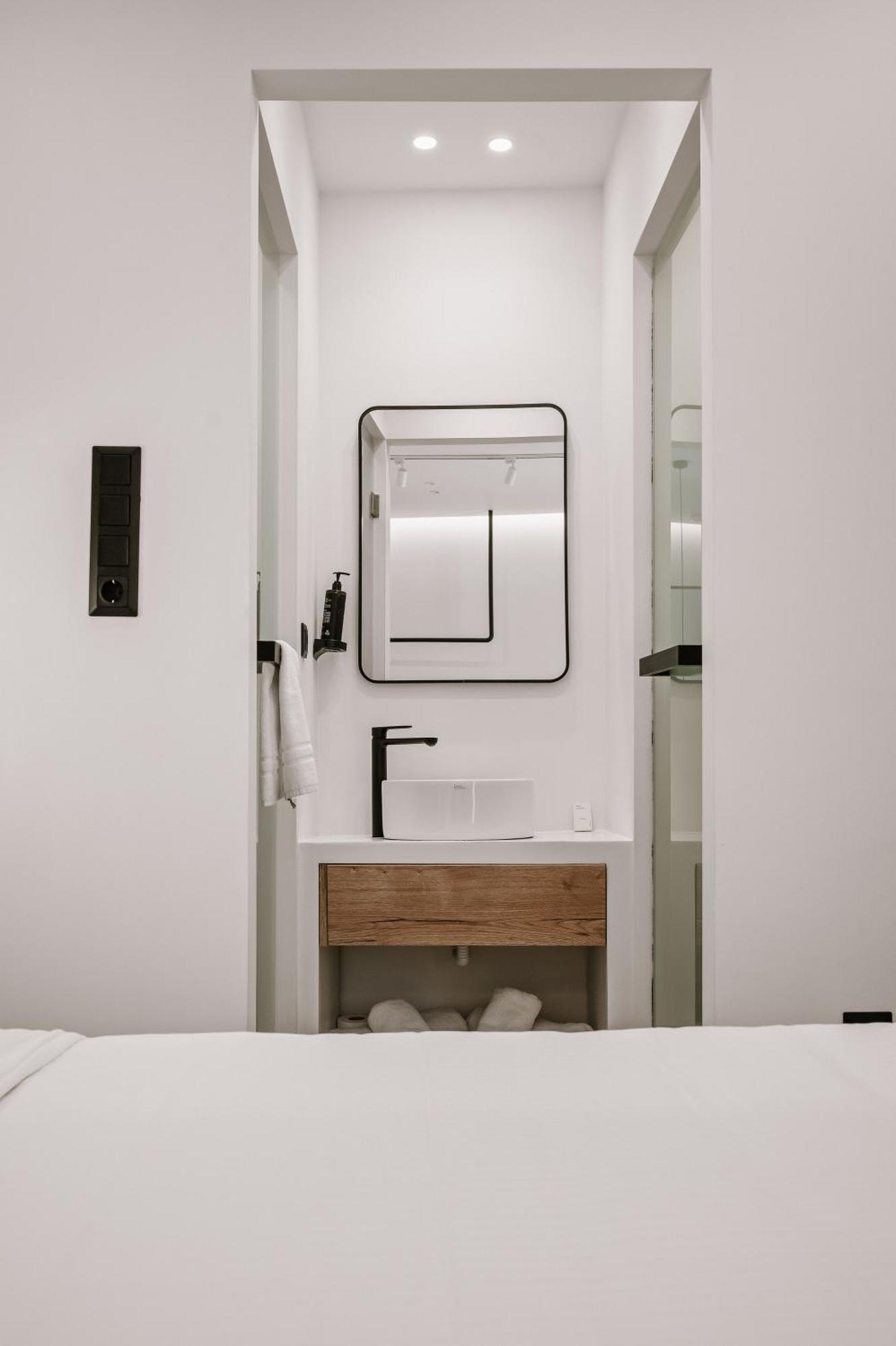Planis Str Urban Suites By Semavί Iraklio Exterior foto